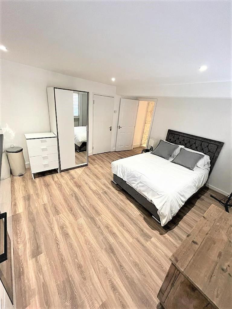 Goodge Street Apartments London Exteriör bild